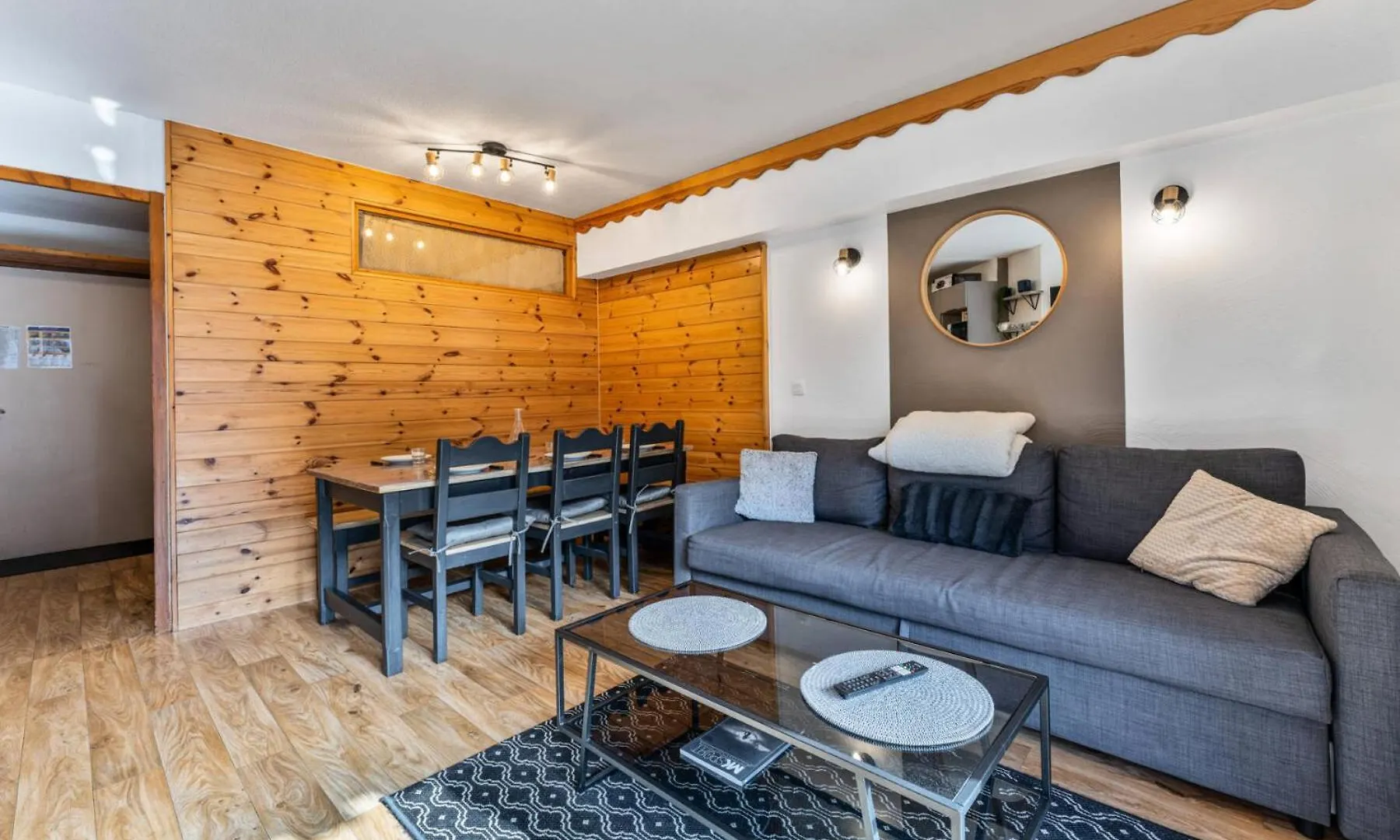 Residence Les Hauts De Preclaux - Appartement Cosy Au Coeur Des Orres 1800 Mae-9171 contacts